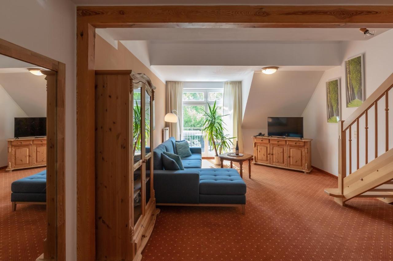 Seehotel Lindenhof Люхен Екстериор снимка