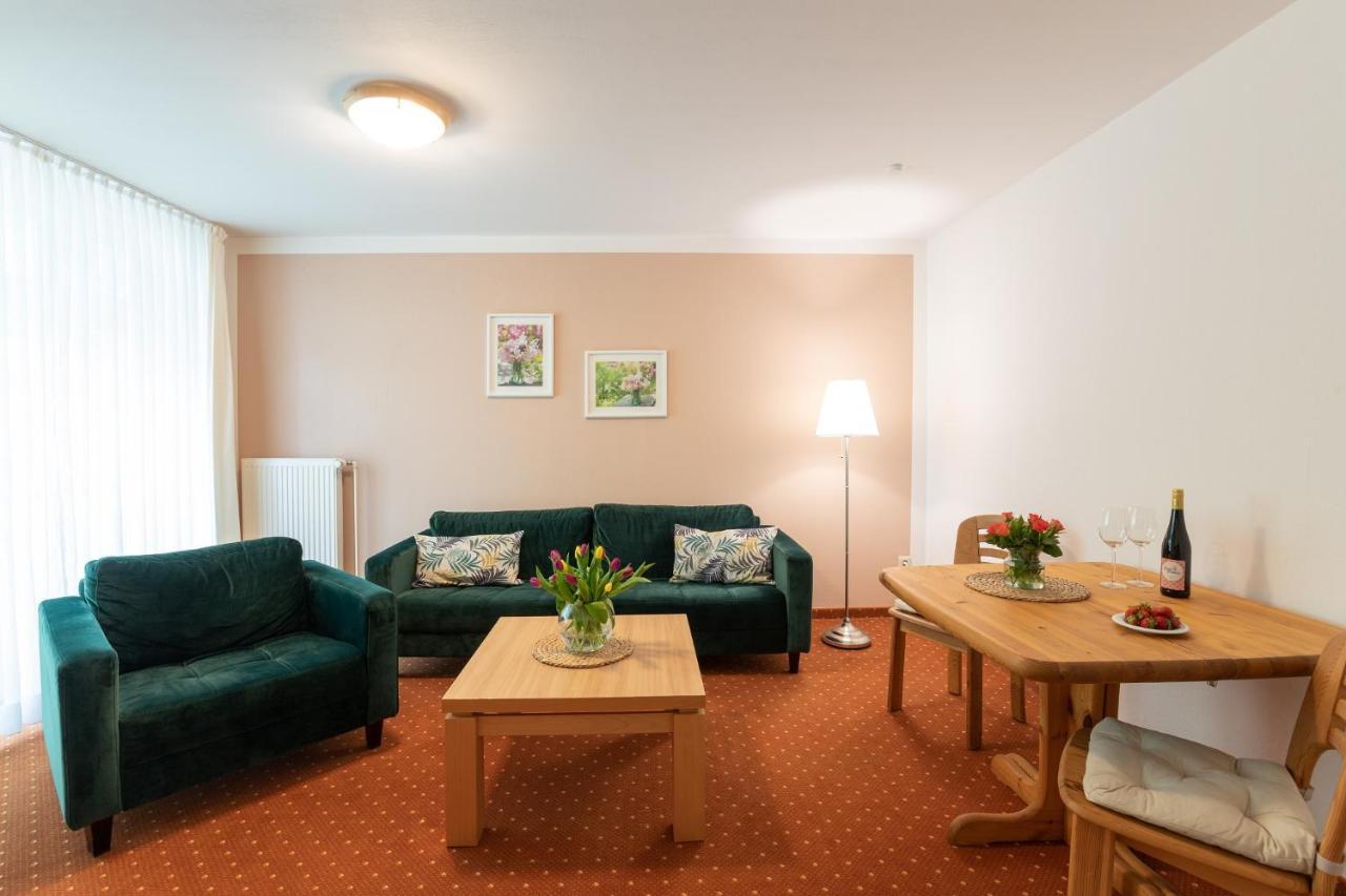 Seehotel Lindenhof Люхен Екстериор снимка