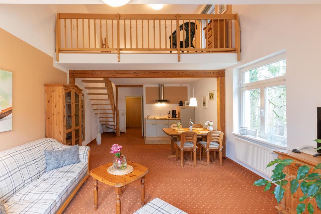 Seehotel Lindenhof Люхен Екстериор снимка