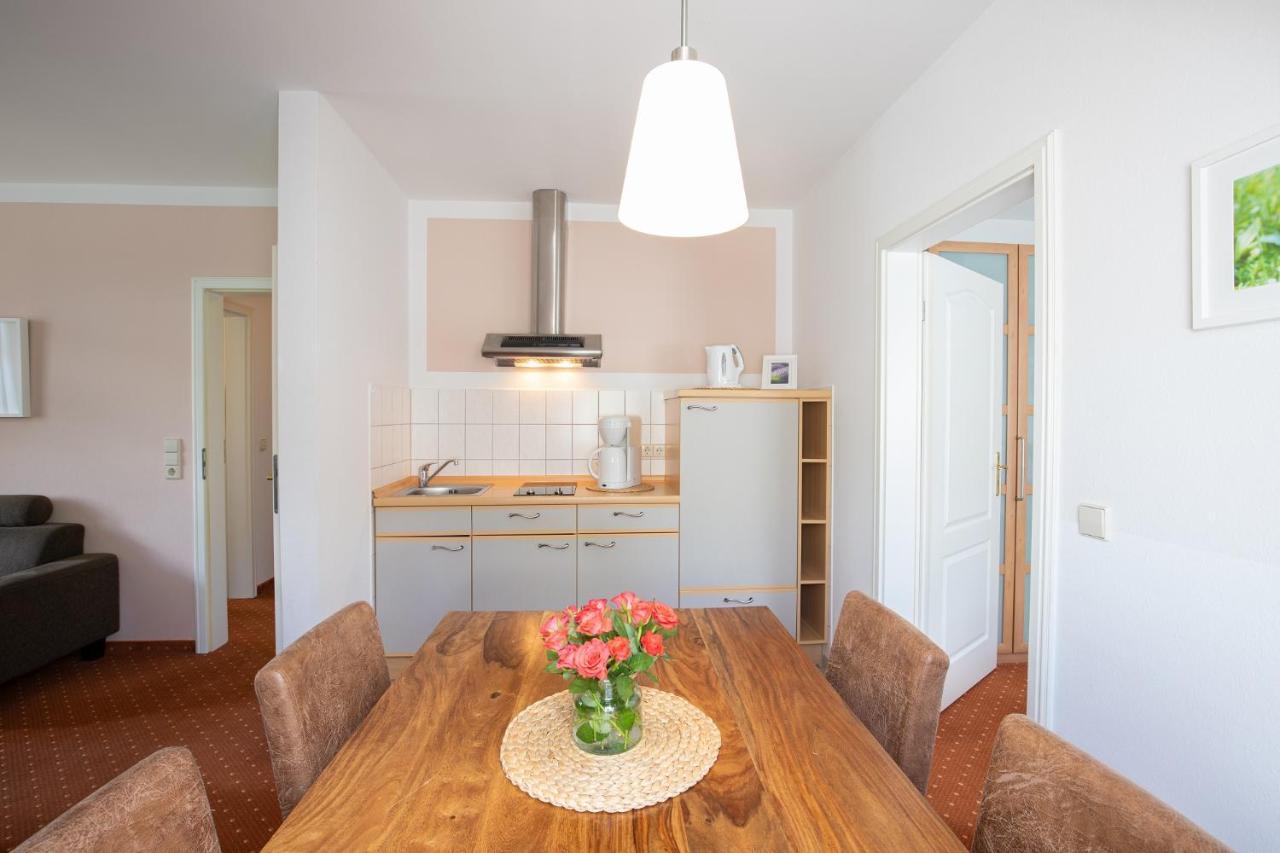 Seehotel Lindenhof Люхен Екстериор снимка
