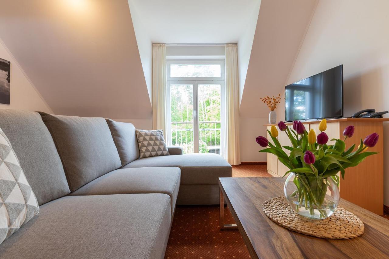 Seehotel Lindenhof Люхен Екстериор снимка