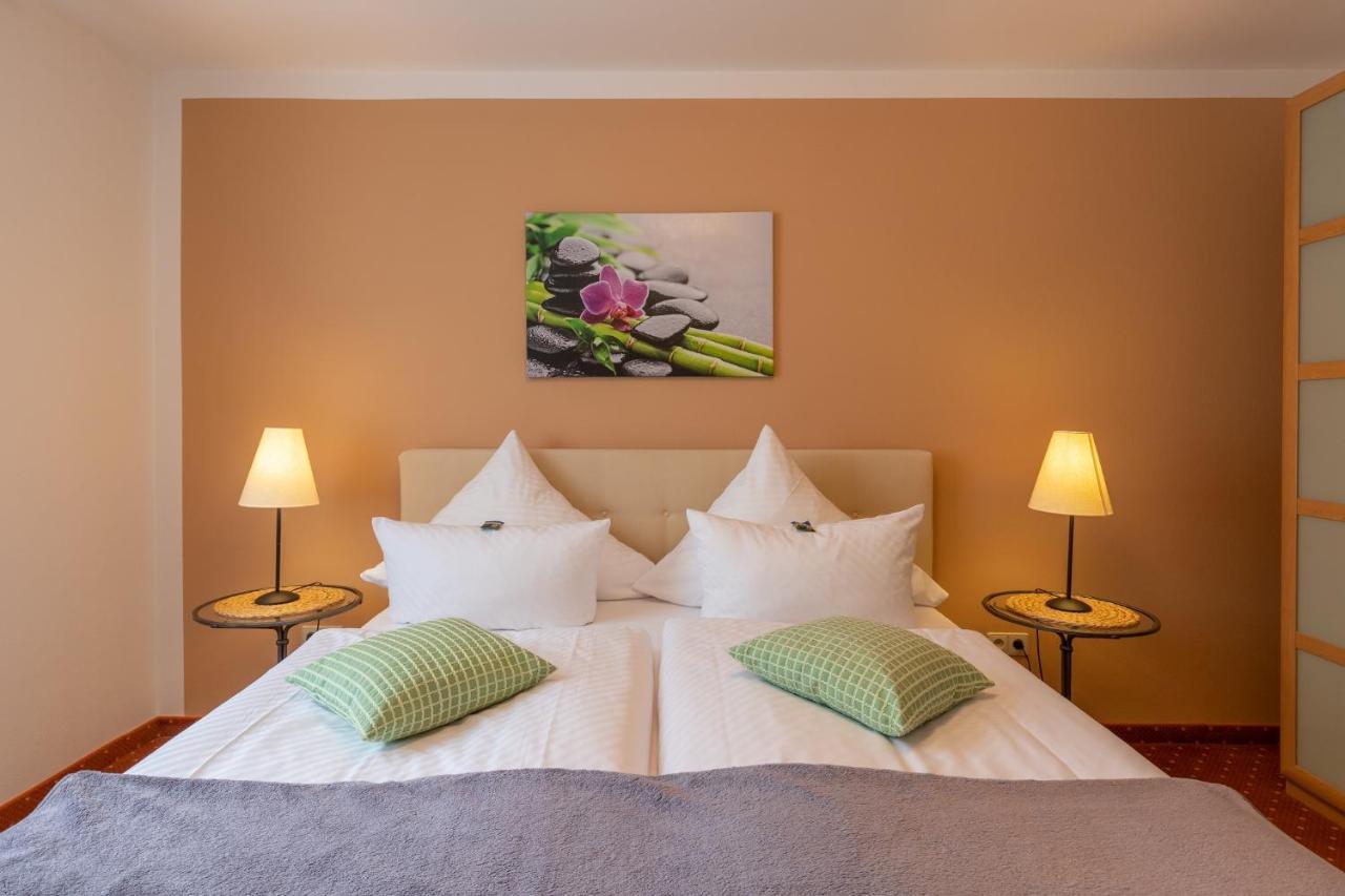 Seehotel Lindenhof Люхен Екстериор снимка