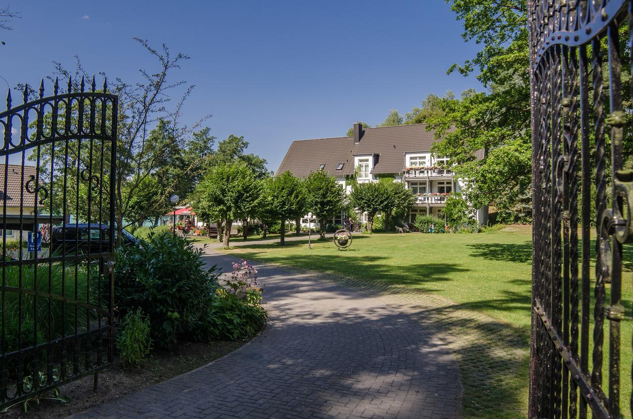 Seehotel Lindenhof Люхен Екстериор снимка